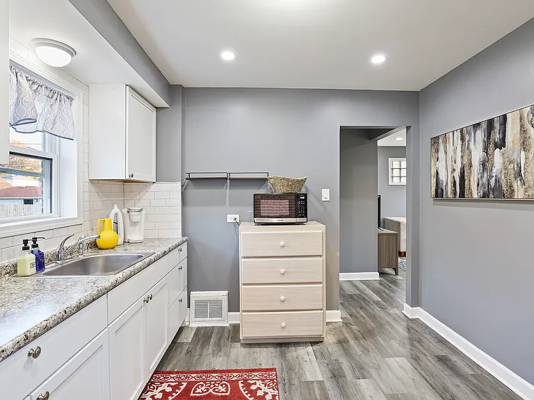 749 Manchester Ave — Photo 14