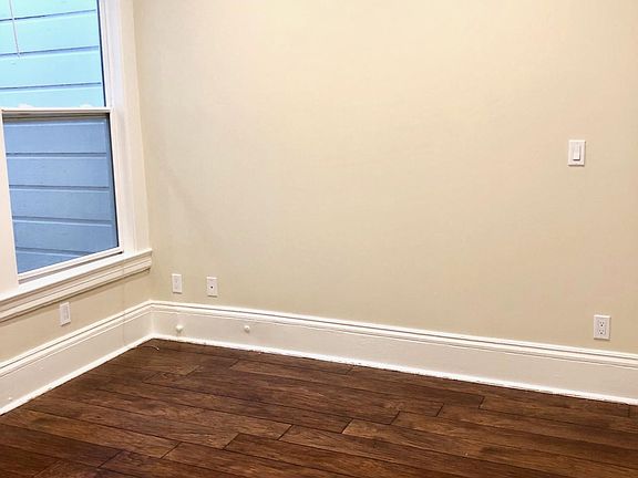 5th image of 2265 Mission St APT 9