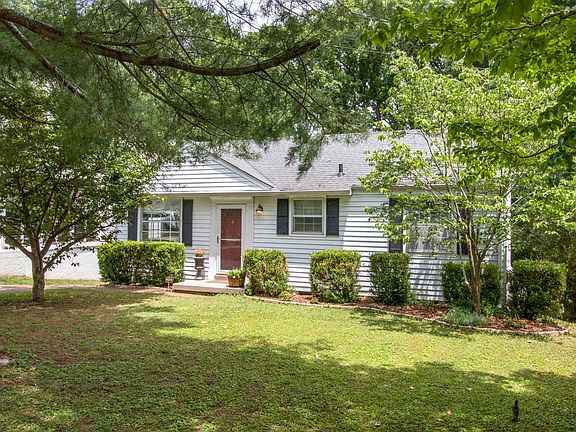 4th image of 5406 Oakmont Cir