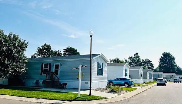 Highland Hills — Photo 5