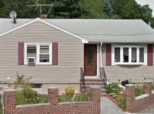10 Geraghty Ter, Hyde Park, MA 02136