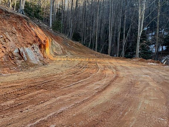 2nd image of Boone Gap Ln