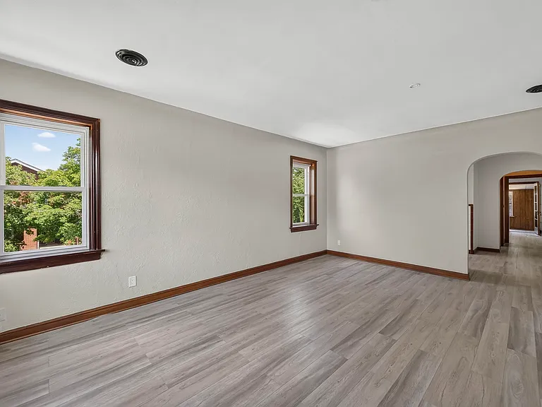 3969 Fillmore St #2F — Photo 8
