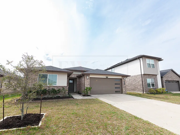 4010 Garver Grove Ln — Photo 34