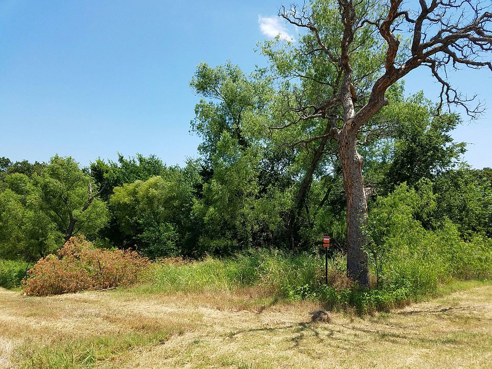 2nd image of 5329 State Highway 199