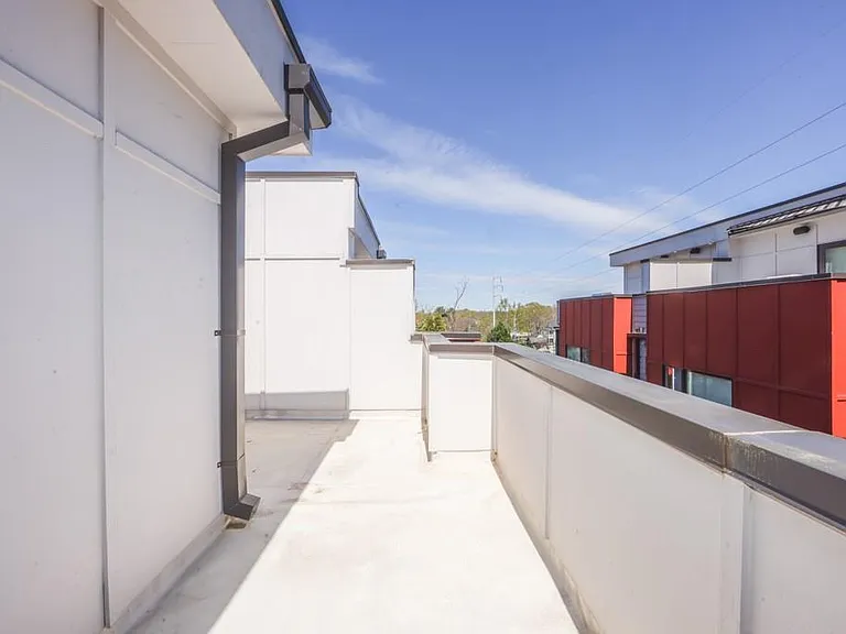 1145 Kirkwood Ave SE #14 — Photo 43