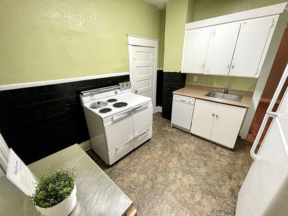 5th image of 4030 Tracy Ave