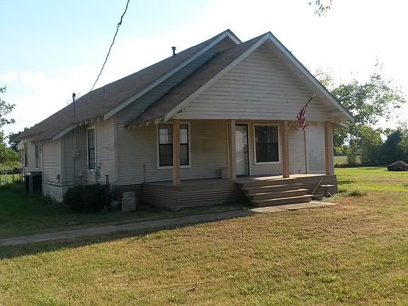 2nd image of 243 County Road 1008