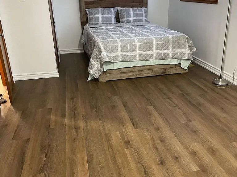 35 Barry Rd — Photo 14