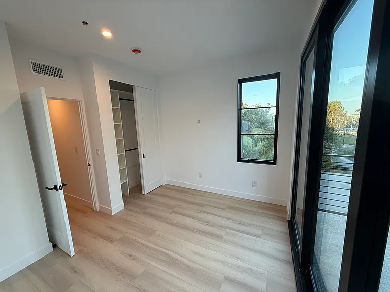 Upstairs bedroom 3 with private balcony