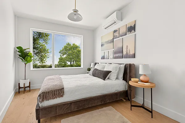 Sold by Nest Seekers International | media 10