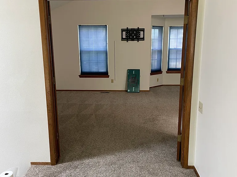 10268 Julian Ct — Photo 22