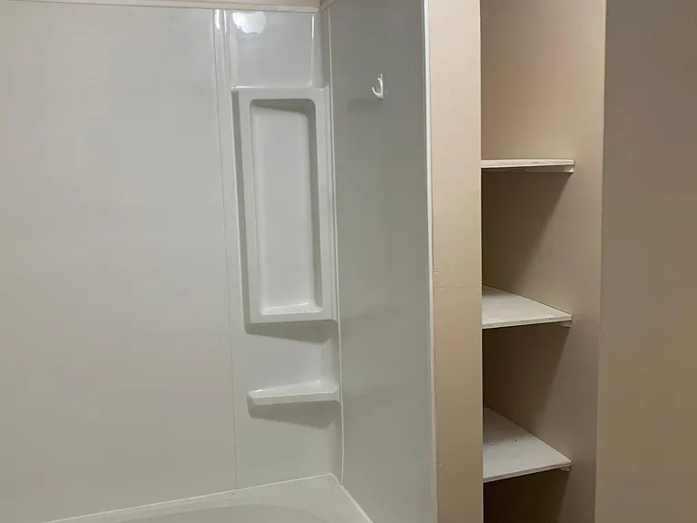 3701 E Moody Blvd #6 — Photo 5