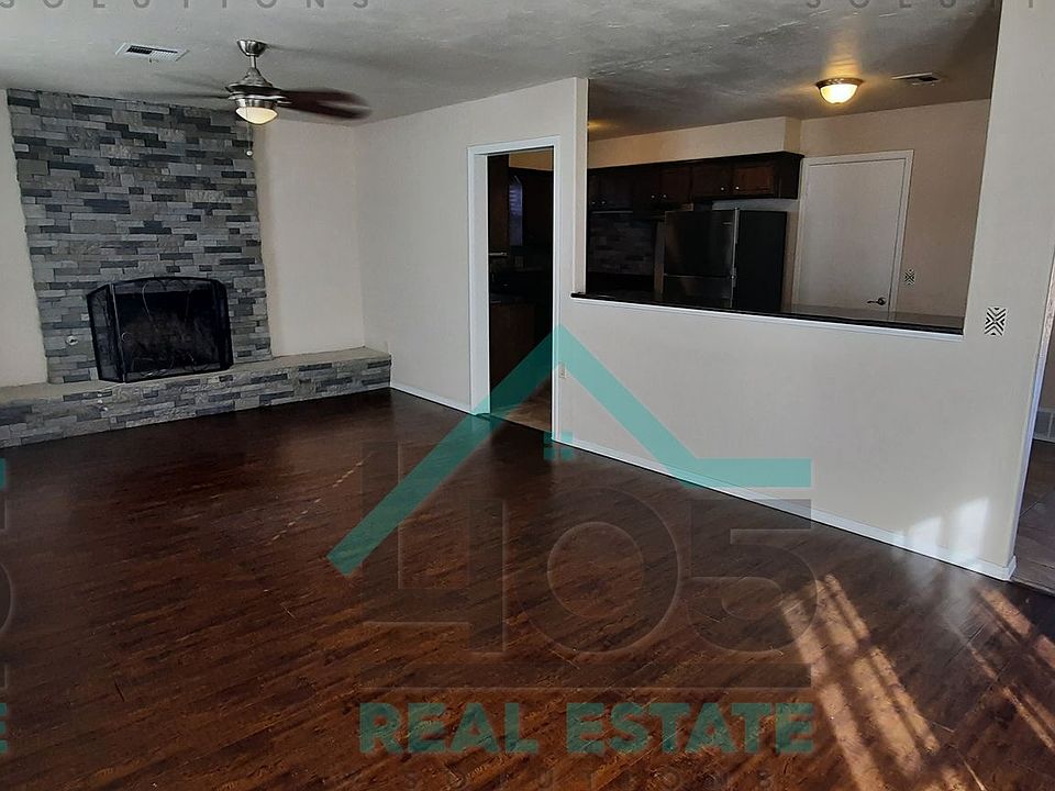 1st image of 736 Claremont Dr