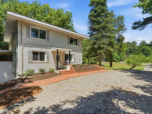 4th image of 1615 Carbonton Rd
