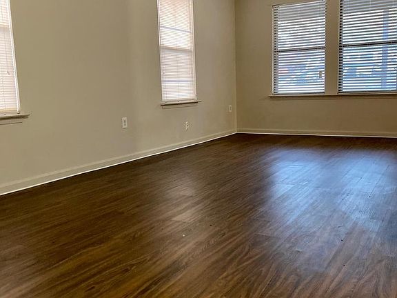 5th image of 3297 Jesmond Ct