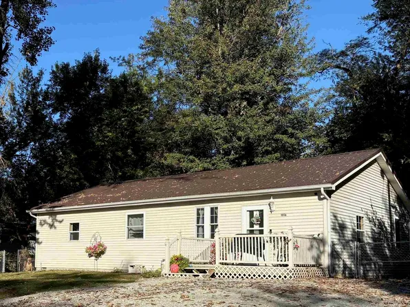 1016 N Roosevelt St, Silver Lake, IN 46982