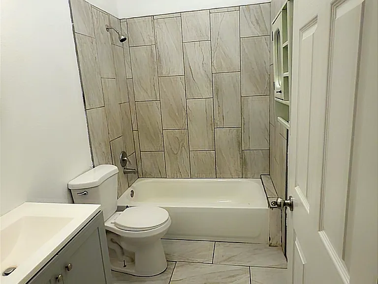 Gallegos Ln — Photo 11