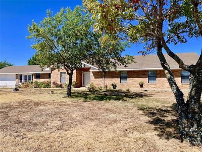 639 E Reindeer Rd, Lancaster, TX, 75146