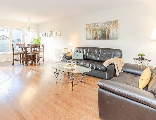 3rd image of 109 Sweetwater Ln #1