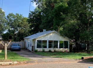 1543 27th Ave N, Hueytown, AL 35023