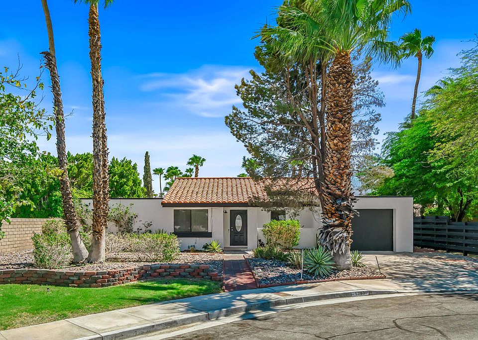 1st image of 1351 E Luna Way