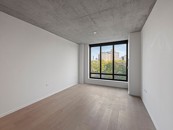 5th image of 196 Orchard St Unit 6H