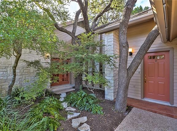 5th image of 5505 N Scout Island Cir