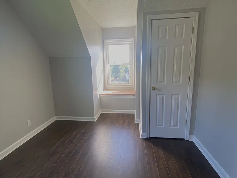 2301 Sherwood Hills Ct — Photo 17