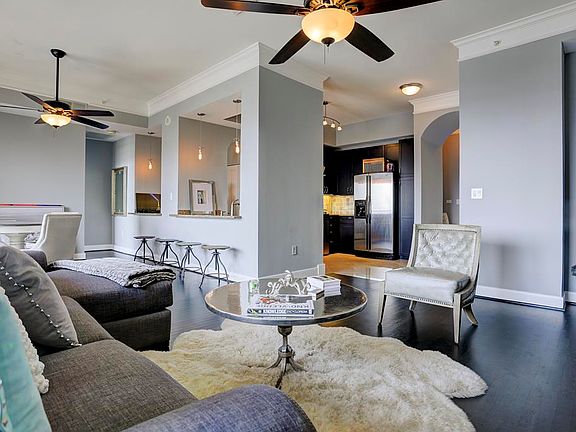 3rd image of 3333 Allen Pkwy Unit 2602