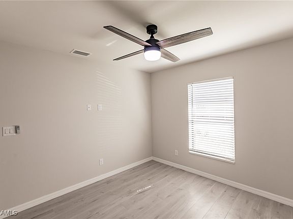 3rd image of 1315 SE 41st St #1315