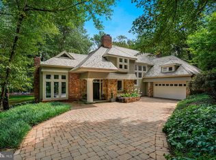 919 Swinks Mill Rd, Mc Lean, VA 22102