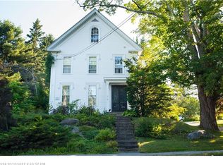 25 Congress St, Belfast, ME 04915