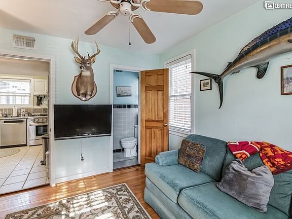 Den/Half bath