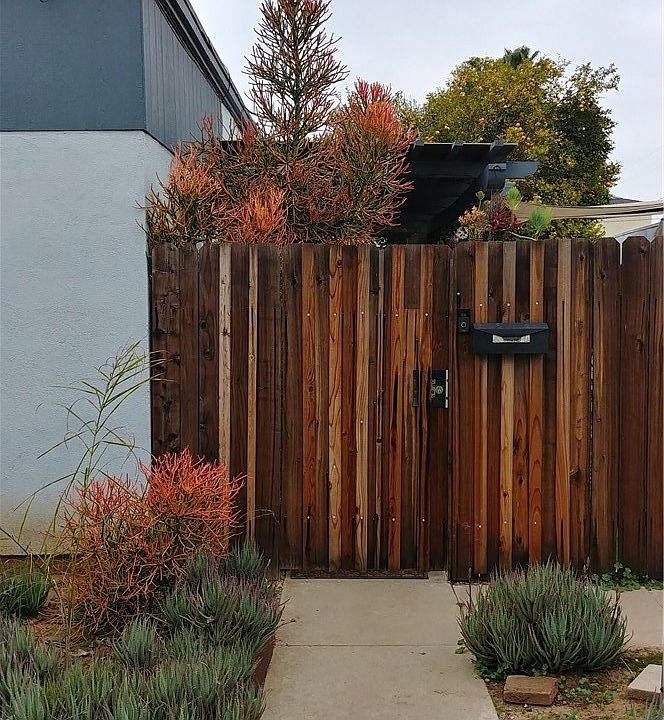 1st image of 2116 N Derek Dr #46C