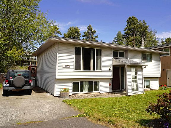 2nd image of 1830 NW Hall Dr