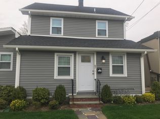 89 New Hyde Park Rd #1, Franklin Square, NY 11010