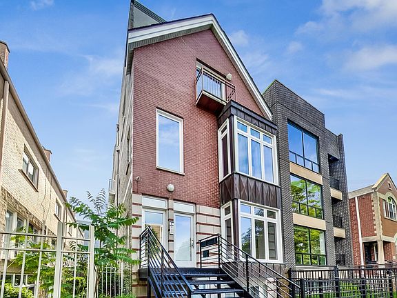 3rd image of 2506 N Greenview Ave APT 1F