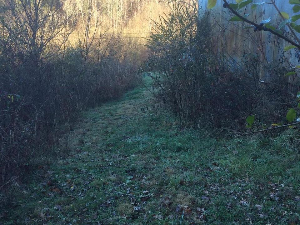 2nd image of Sugar Creek Rd