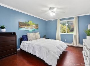 3 Birchwood Pt APT 203, Amesbury, MA 01913