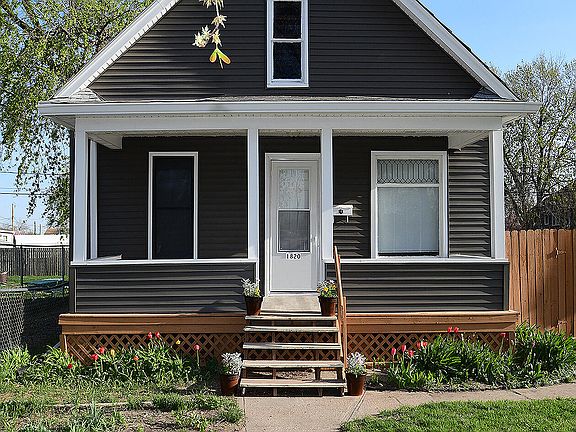 4th image of 1820 4th Ave