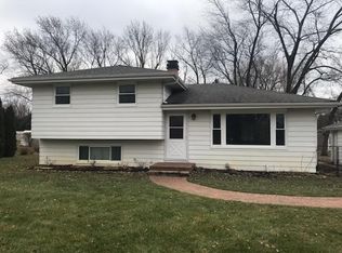 20W157 99th St, Lemont, IL 60439