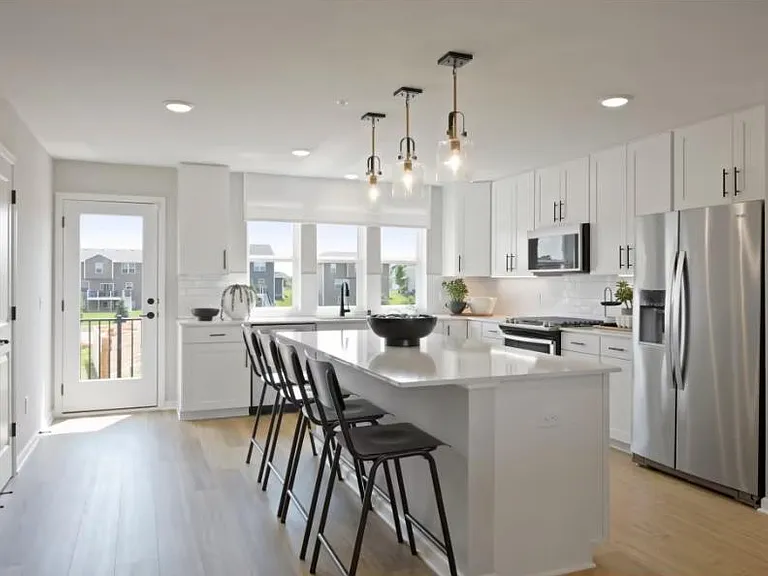 15601 Fairbrook Ct — Photo 1