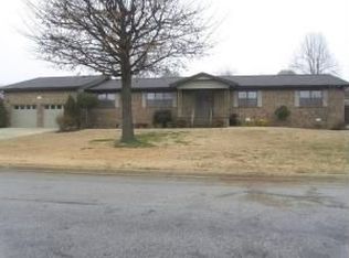 1413 Crestwood Dr, Harrison, AR 72601