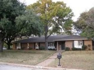 2613 High Oak Dr, Arlington, TX 76012