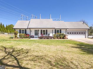 510 Cambridge Dr, Cumming, GA 30040