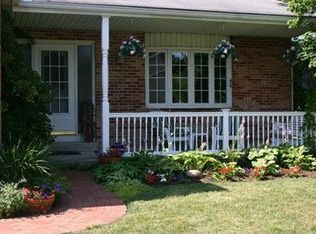 2639 Clark Dr, Grove City, OH