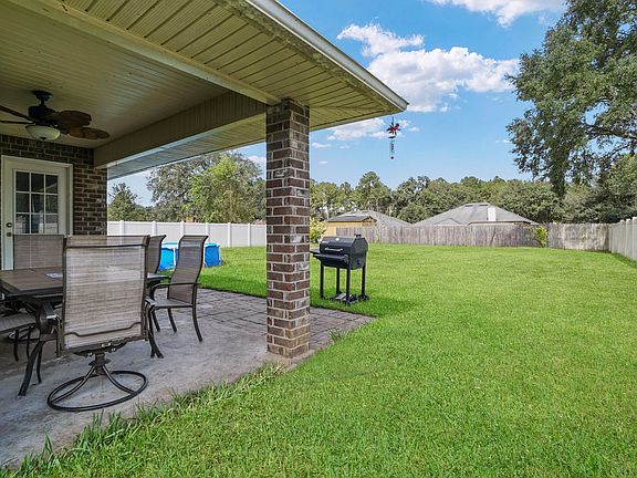 2nd image of 2204 Scarlet Oak Ct