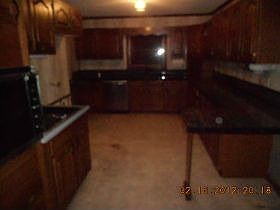 3rd image of 299 Hidden Oaks Trl NE