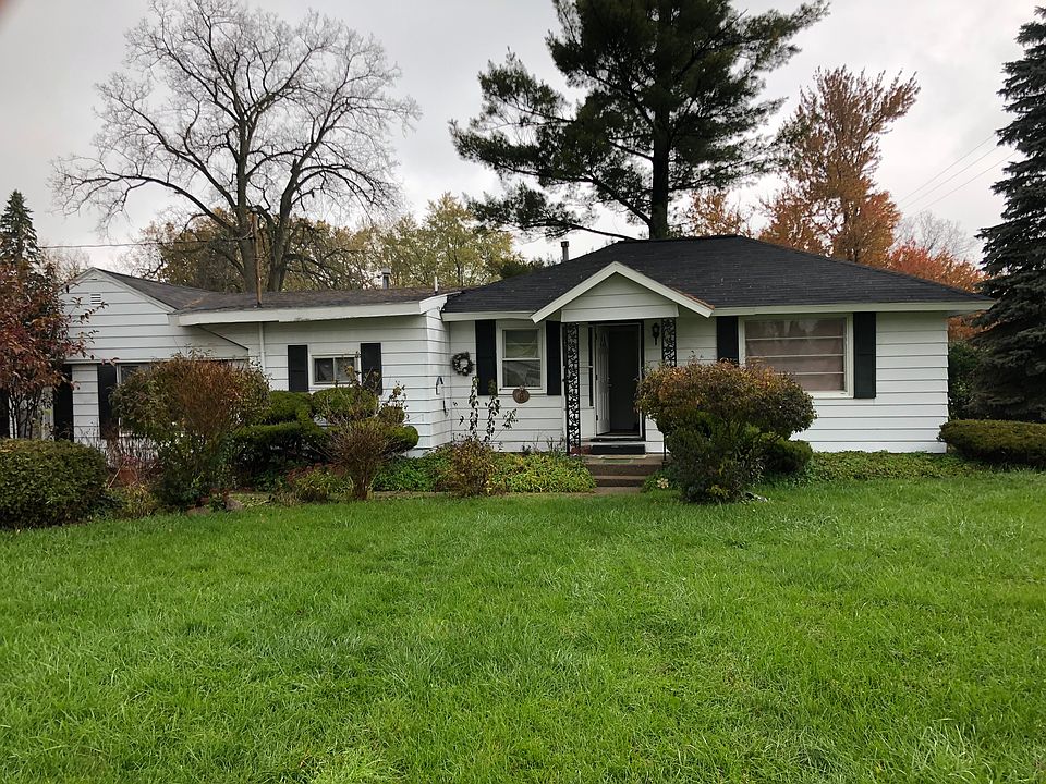 1st image of 2206 Herrick Dr